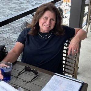 Meet your Posher, Cathy